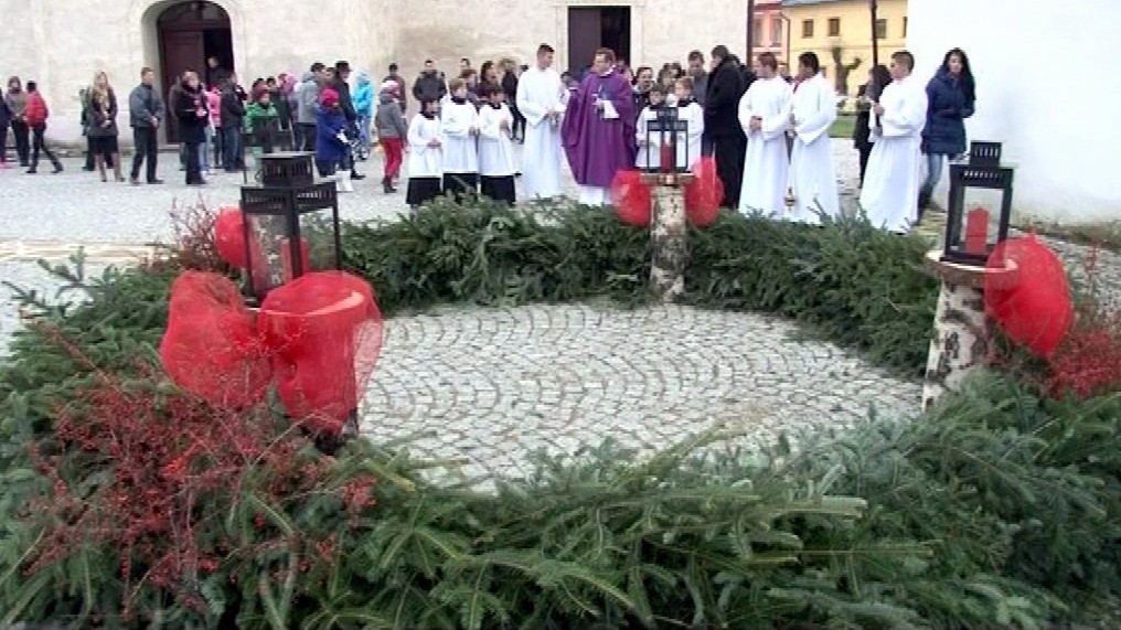 Podolínec_adventný_veľký_veniec